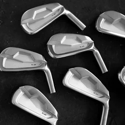 Mazze da golf Set di ferri da golf Silver TC201 7 pezzi 4-P in grafite o asta in acciaio