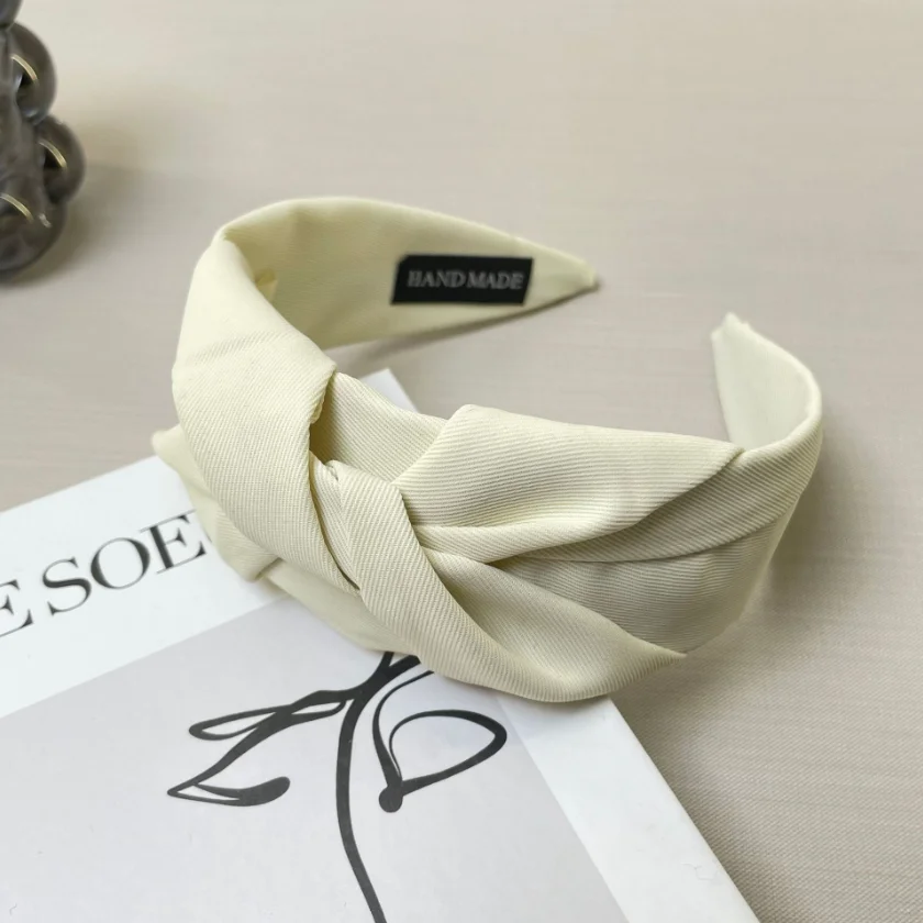 Einfarbiges geknotetes Haarband für Frauen, weicher Stoff, breites Haarband, modischer Turban-Haarreif, Haaraccessoires für den Alltag von Mädchen. – Detail 9