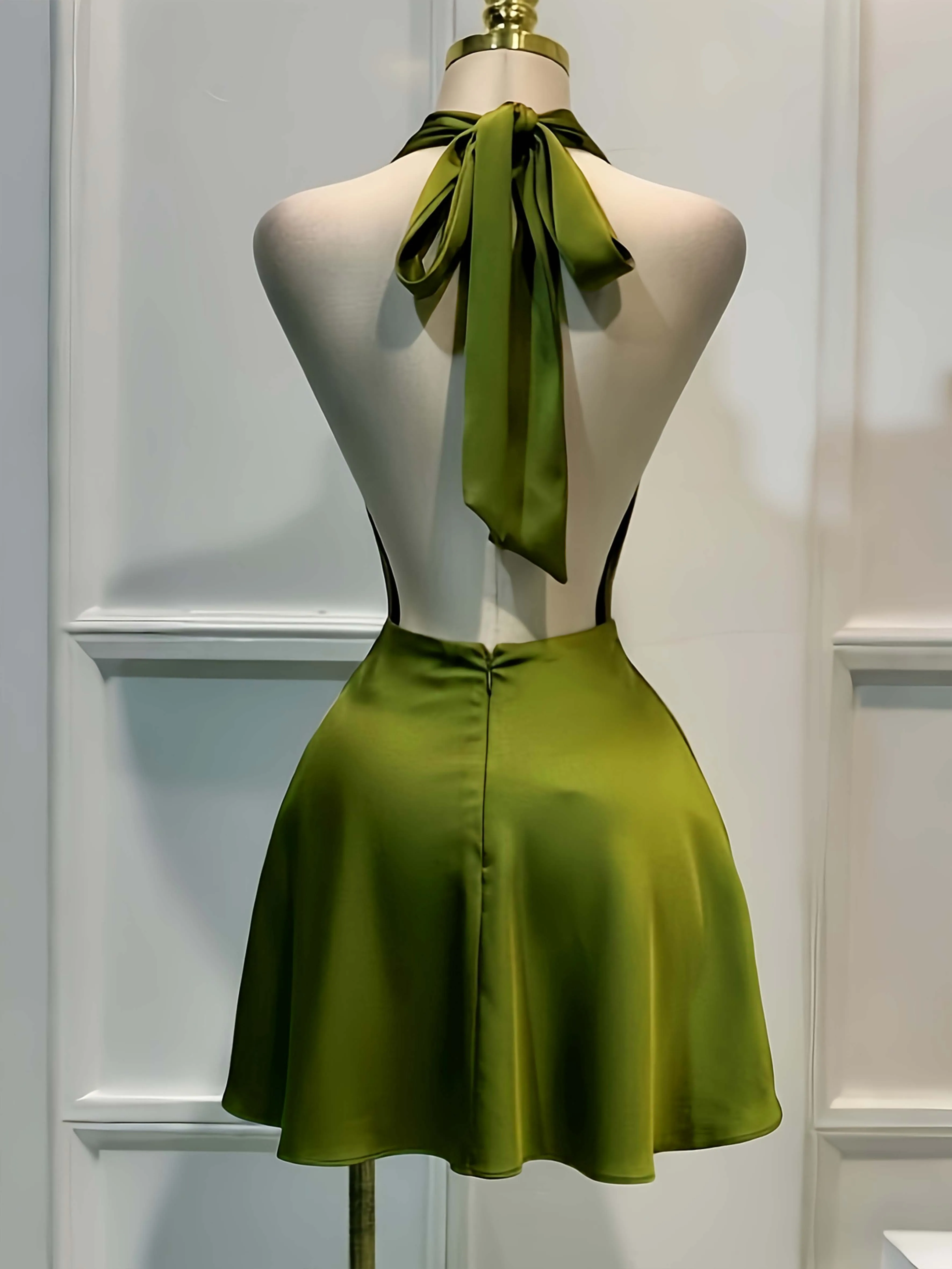 Thumbnail 2 - #5 Latest Midi Dresses Offers