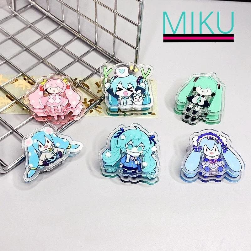 Hatsune Miku Clip Anime Cute Cartoon Test Paper Handbook Transparent Pin Kawaii Girly Heart Birthday Gift for Friends Size 4cm