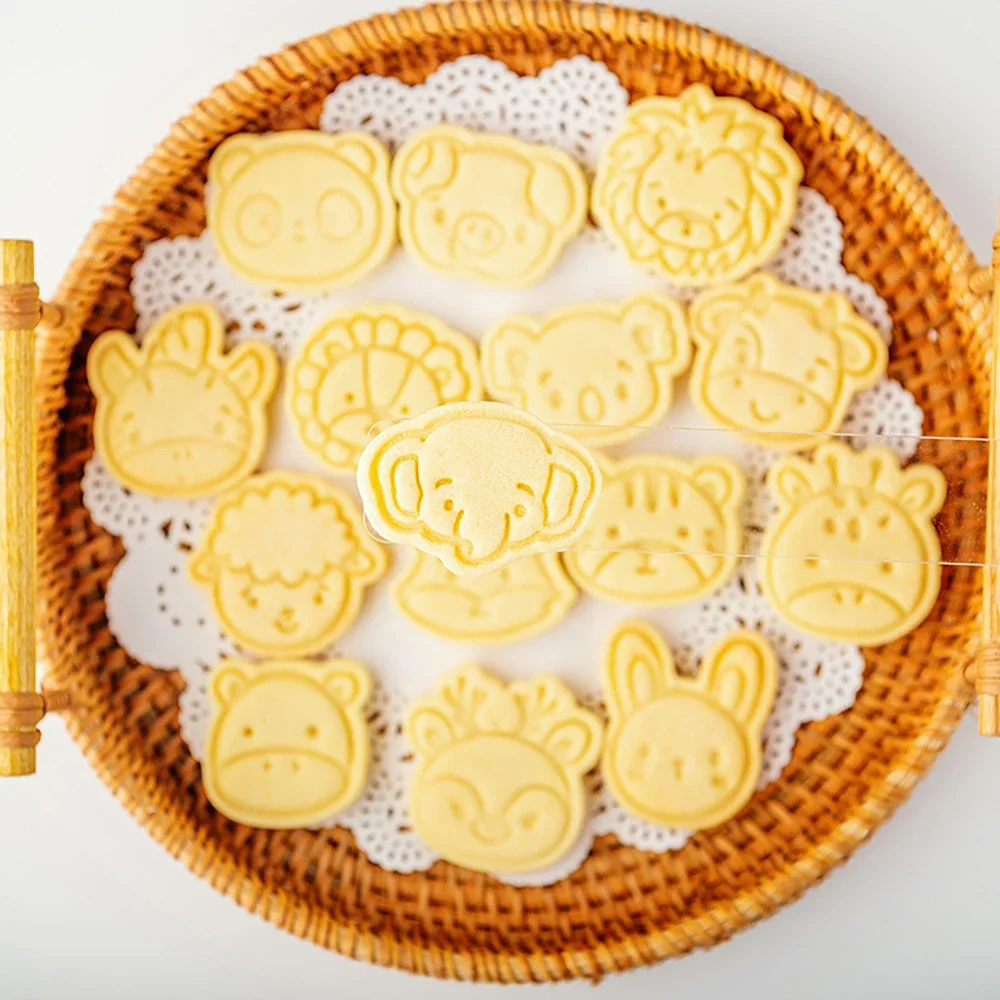 Cute Animal Cookie Plunger Cutters Fondant Cake Mold Biscuit Sugarcraft Cake Decorating Tools