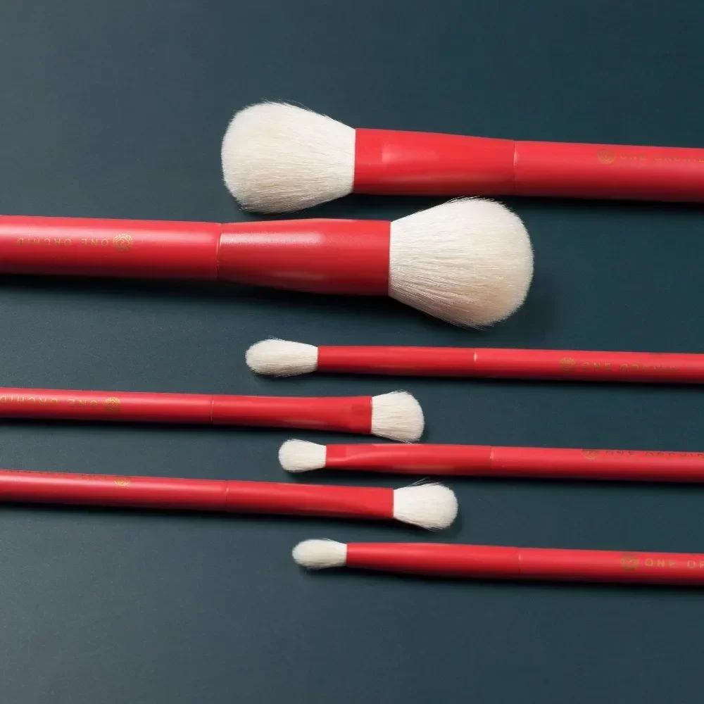 ONE ORCHID 7 pezzi pennelli per trucco colore rosso pelo di capra set polvere cosmetica ombretto fard miscelazione bellezza trucco maquiagem