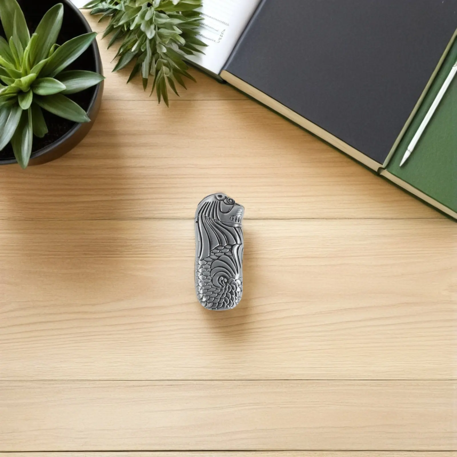 Explosion-proof Lighter Case Fire Electric Arc Butane Flip Top Backpacking 3D Relief