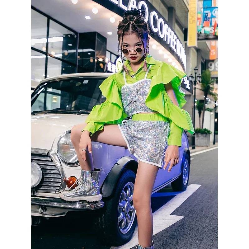 

ZZL 3 Pcs Children Urban Clothes Girl Jazz Dance Suits Green Shorts Crop Top Long Sleeve Sequin Suits K-pop Performance Outfits
