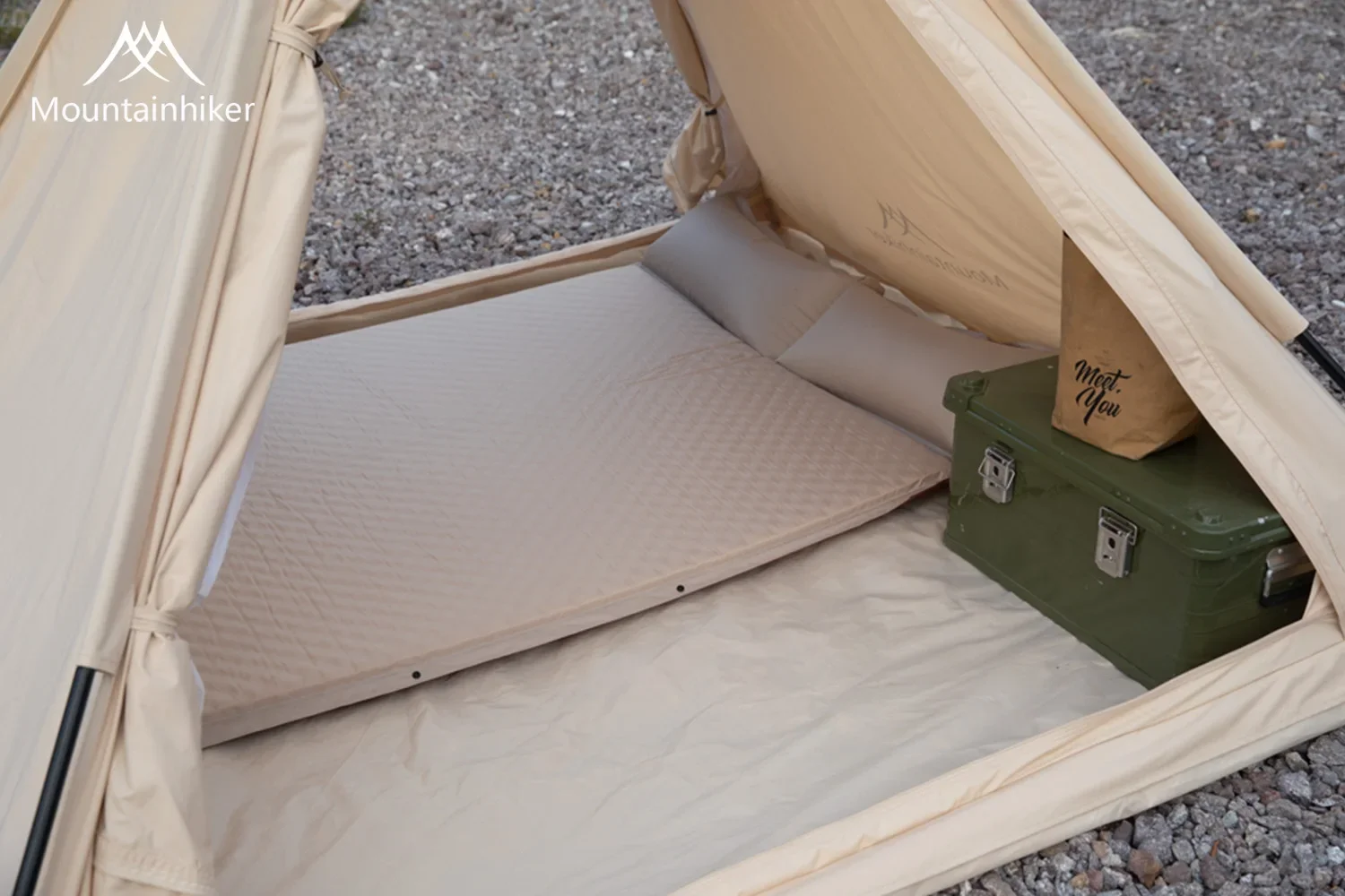 Selbstaufblasende Luftmatratze für Outdoor-Camping, Eierkarton-Schaumstoff-Schlafunterlage, feuchtigkeitsbeständige Bodenmatte für Zelttouren in der Wildnis – Detail 3