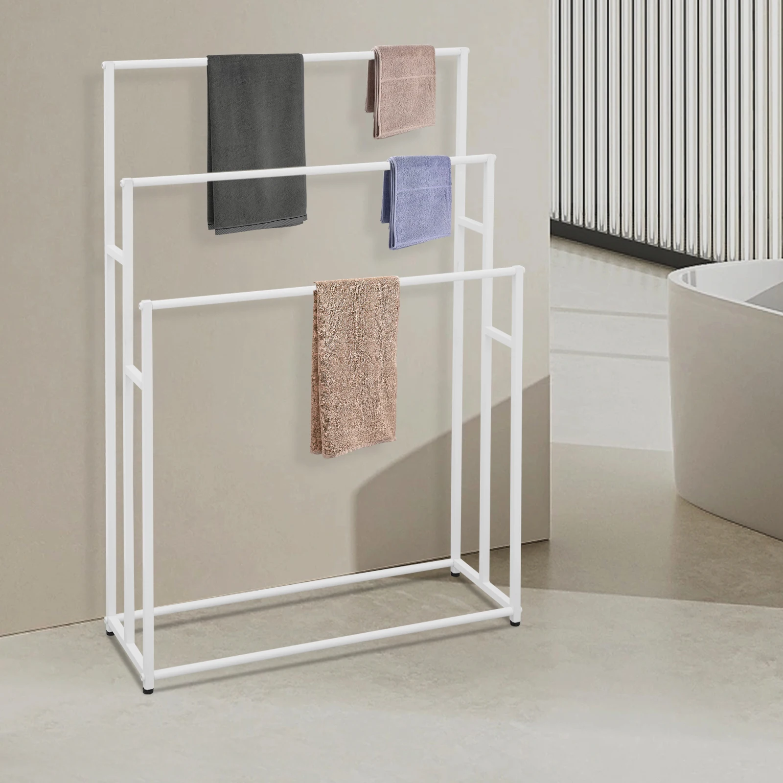 Porte-serviettes sur pied avec 3 porte-serviettes, grand porte-serviettes, autoportant, pour sécher les serviettes pour chambre, salle de bain ou piscine - Blanc