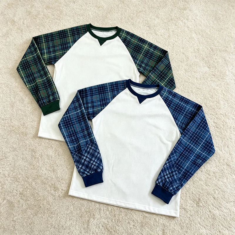 Retro-Kariertes Schulter-Waffel-Langarmshirt mit Rundhalsausschnitt, lässiger, lockerer, vielseitiger, trendiger Herrenpullover für den Herbst. – Detail 2