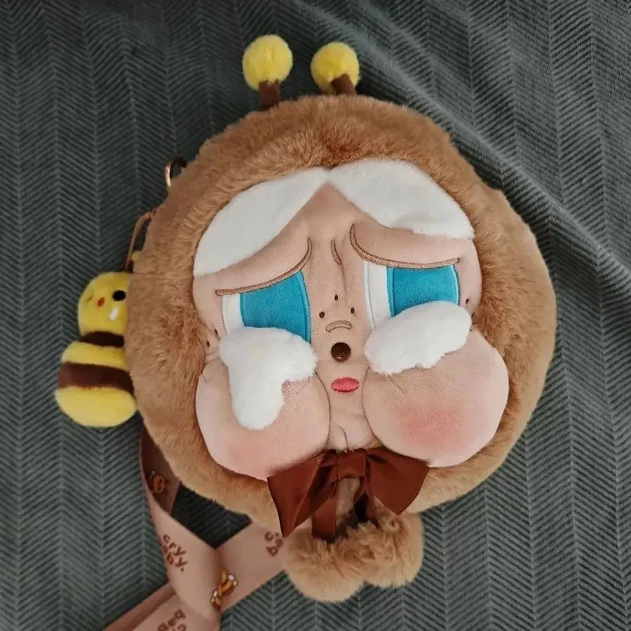 Cartoon Crybaby Crying Again Series Hangbag for Women Kawaii Bee Crybaby Plush Stuffed Doll Crossbody Bag Storage Shoulder Bag