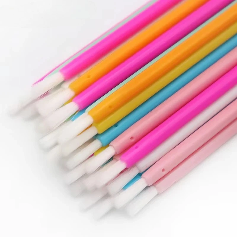 50 pcs Disposable Nylon Fiber Lip Brush Lipstick Wands Clean Applicator lip Gloss Brushes portable Cosmetic women Makeup Tools