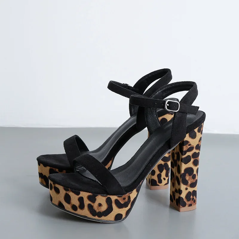 New INS Hot Ladies Fashion High Platform scarpe da sera donna Party sandali leopardati donna tacco grosso Zapatos Mujer