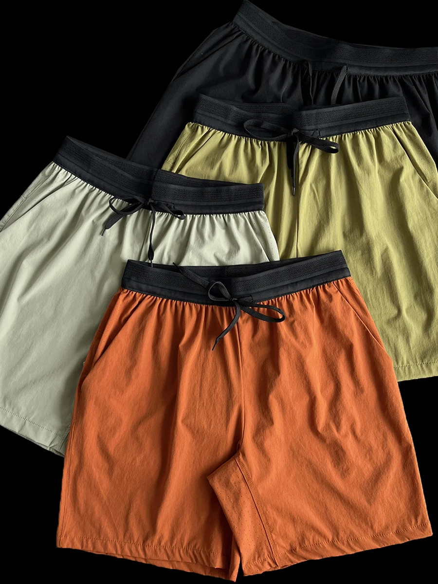 

Мужские быстросохнущие шорты для активного отдыха, летние функциональные спортивные шорты с лазерной обработкой и вставками, для тренировок и езды, бриджи с разрезами по бокам