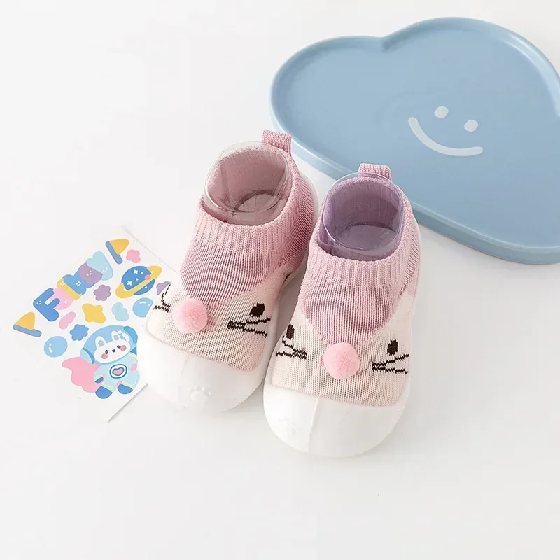 Un nuovo paio di scarpe da neonato con motivo A gatto per 1-3 anni, scarpe da bambino con suola morbida per ragazzi e ragazze, antiscivolo