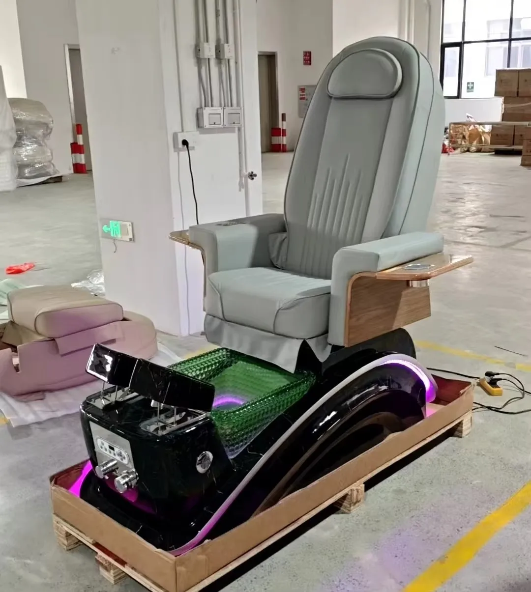 Modern Tubeless Jet Foot Massage Chair Adjustable High-back Foot Massage Spa Chair Spa Foot Care Station