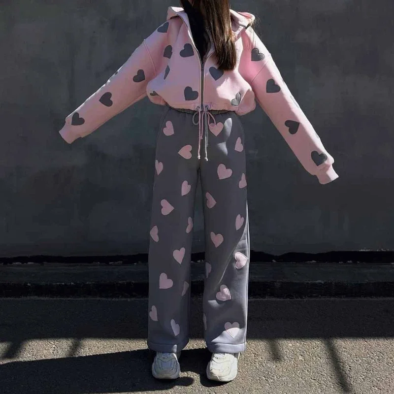 

Embroidered Zipper Hooded Sweatshirt Set for Women, Loose and Comfortable for Outdoor Leisure, Fashionable and Versatile