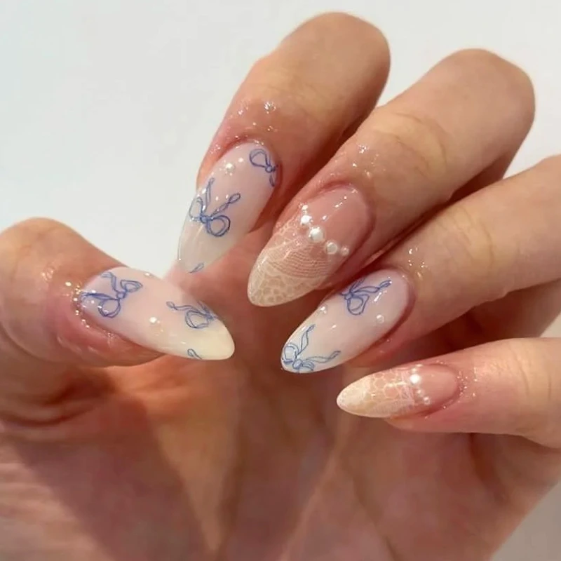 

Blue Ribbon Bowknot White Flora Lace Pearl French Nail Art Wearable False Nails Detachable Finished Fake Nails Press on Nails