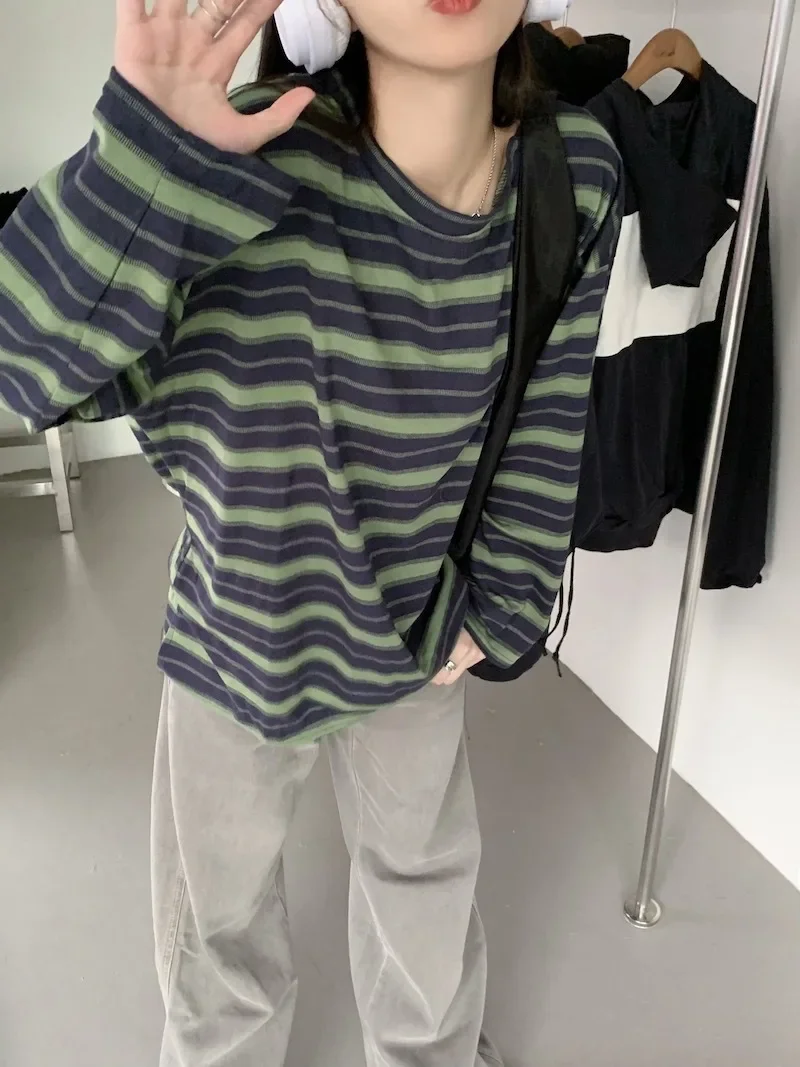 Neues Herbst-Winter-Damen-T-Shirt mit Streifenmuster, Rundhalsausschnitt und langen Ärmeln, lockeres, schmales Oberteil für Mädchen, Studentinnen, Damen, lässiges Basic-Shirt, Teenager-Sportshirt. – Detail 14