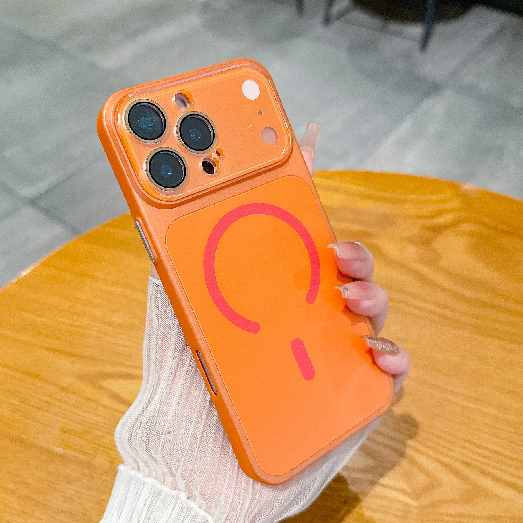 [تحويل حافظة iPhone 17 على الفور] حافظة هاتف مغناطيسية لهاتف iPhone 17 Pro Max 13 14 15 16 غطاء شحن لاسلكي عالي الجودة