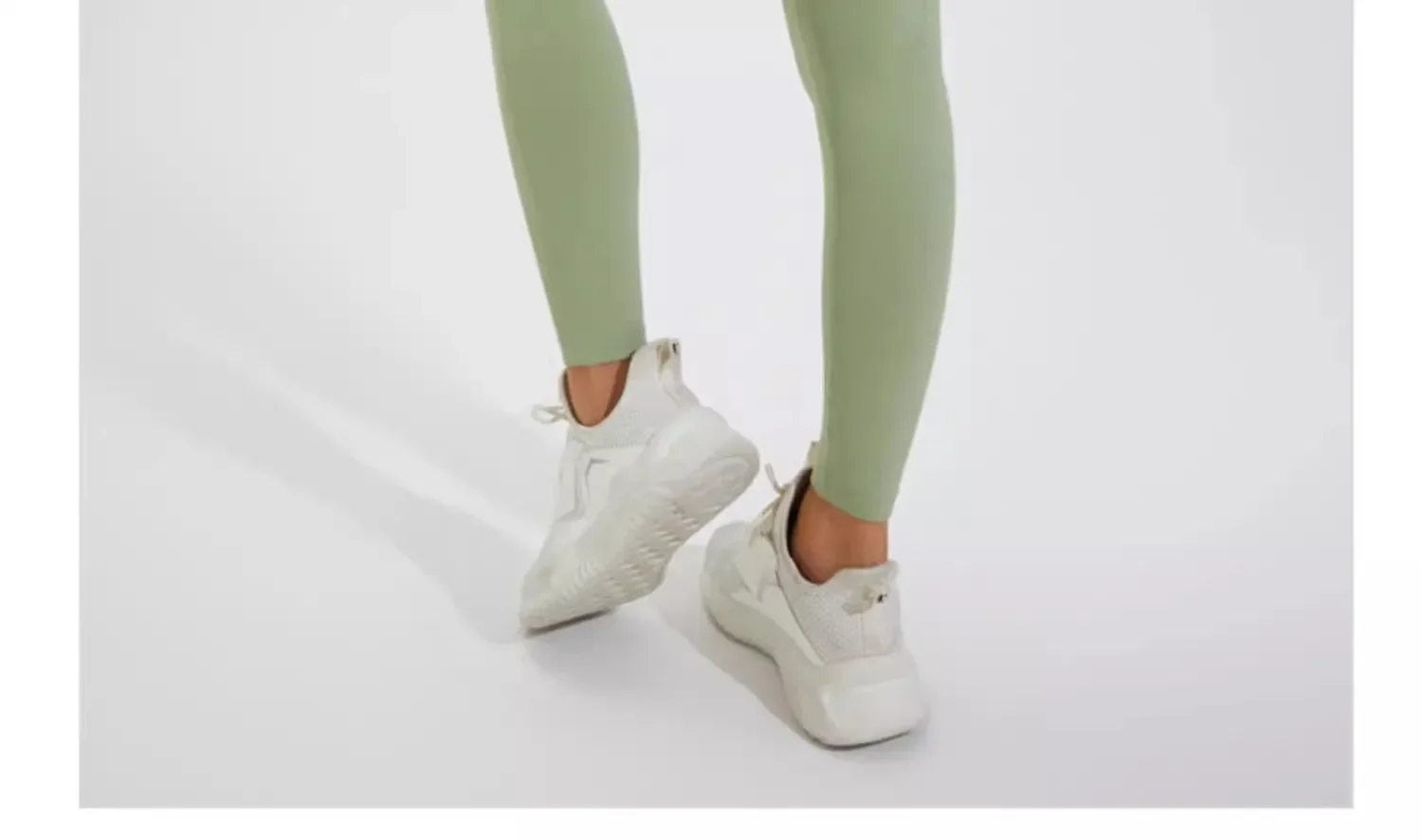 Naked Feeling Damen Fitness Freizeit-Laufleggings mit hoher Taille, Hüftlift, Gesäßfalten und Gesäßtasche, atmungsaktive Hose – Detail 16