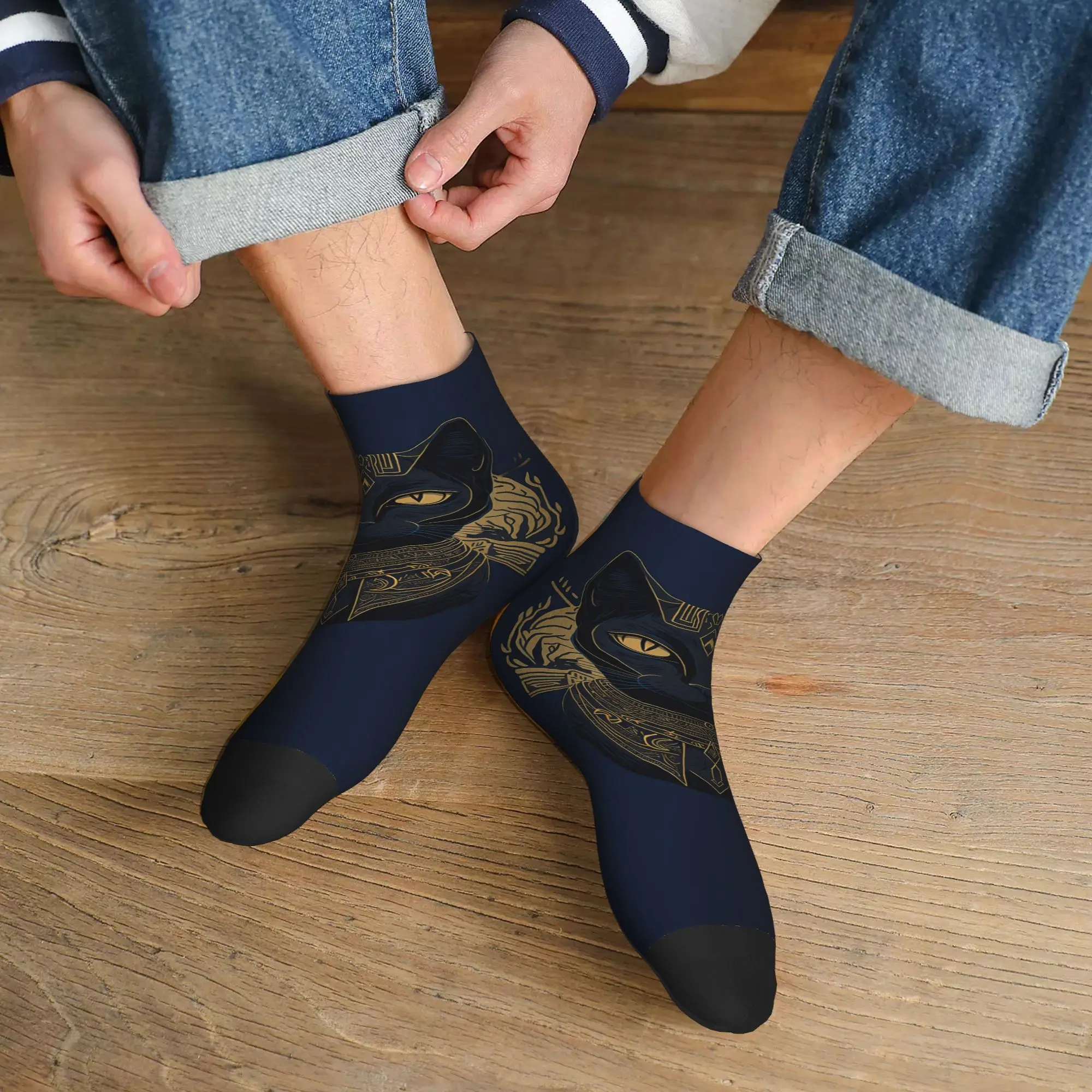 

All Seasons Egyptian goddess Bastet art of ancient egypt Socks Sport Middle Tube Socks Soft Casual Stockings for Men Women Gifts