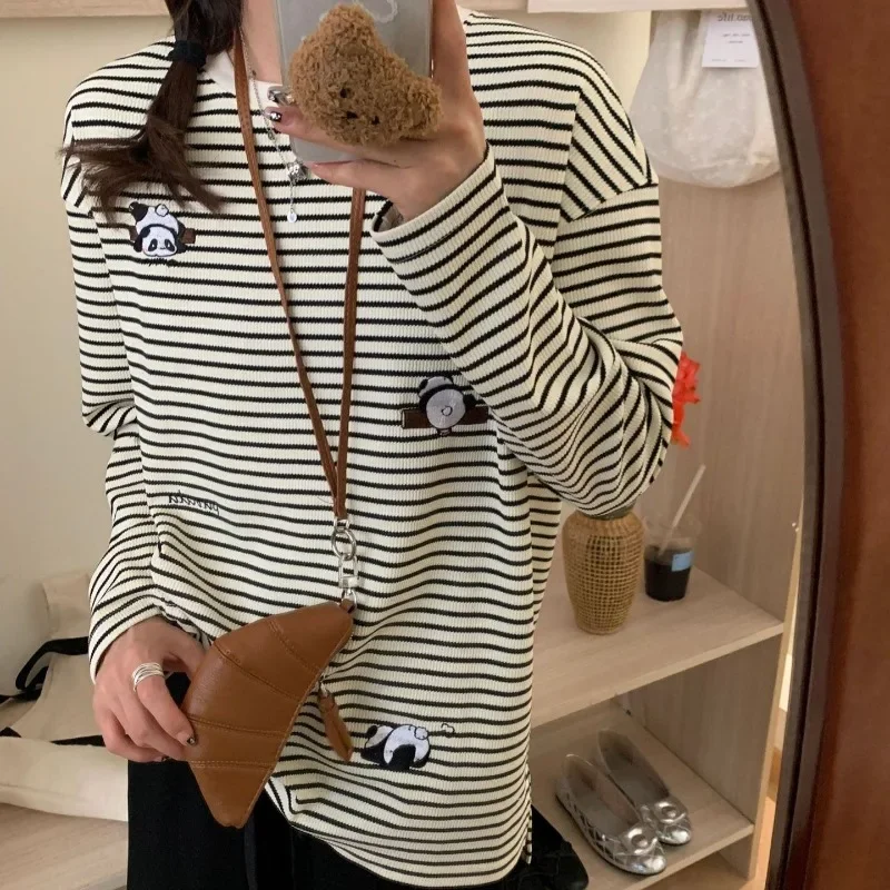 Women New Panda Striped Embroidered T-shirts Long Sleeve Panda Tops Autumn Winter All-Match Loose Casual Bottoming Shirts Chic