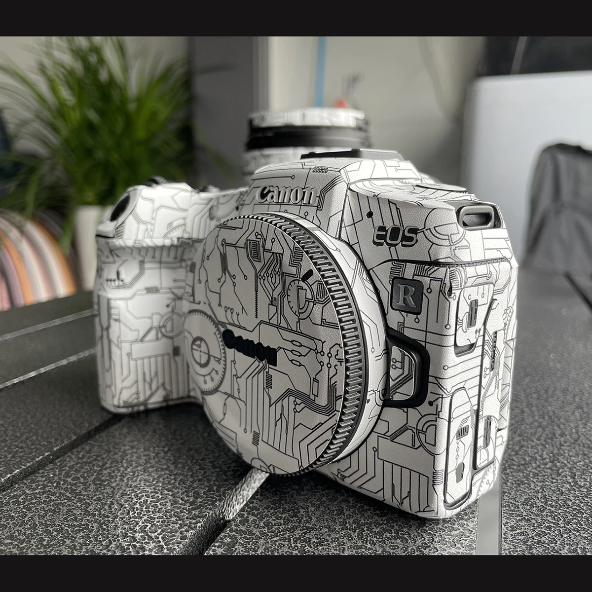 Odporna na zarysowania naklejka na aparat fotograficzny do Canon EOS R5 R5II R6 R6II R7 R8 R10 R50 R RP RF24-105F4 DIY Decoration