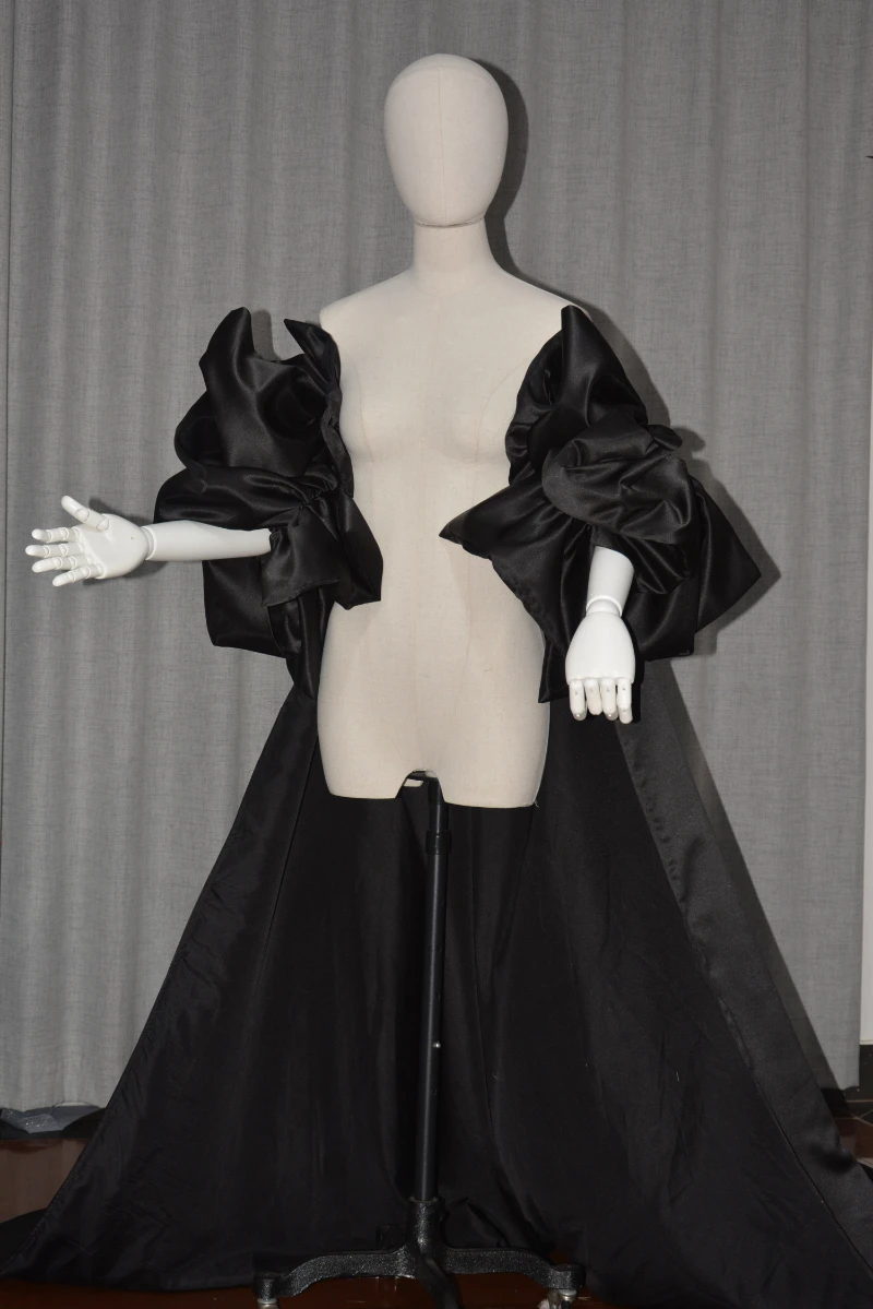 Satijnen Mode Strik Cape Met Lange Sleeve Hang Grote Afneembare Accessorice Strik Custom Size