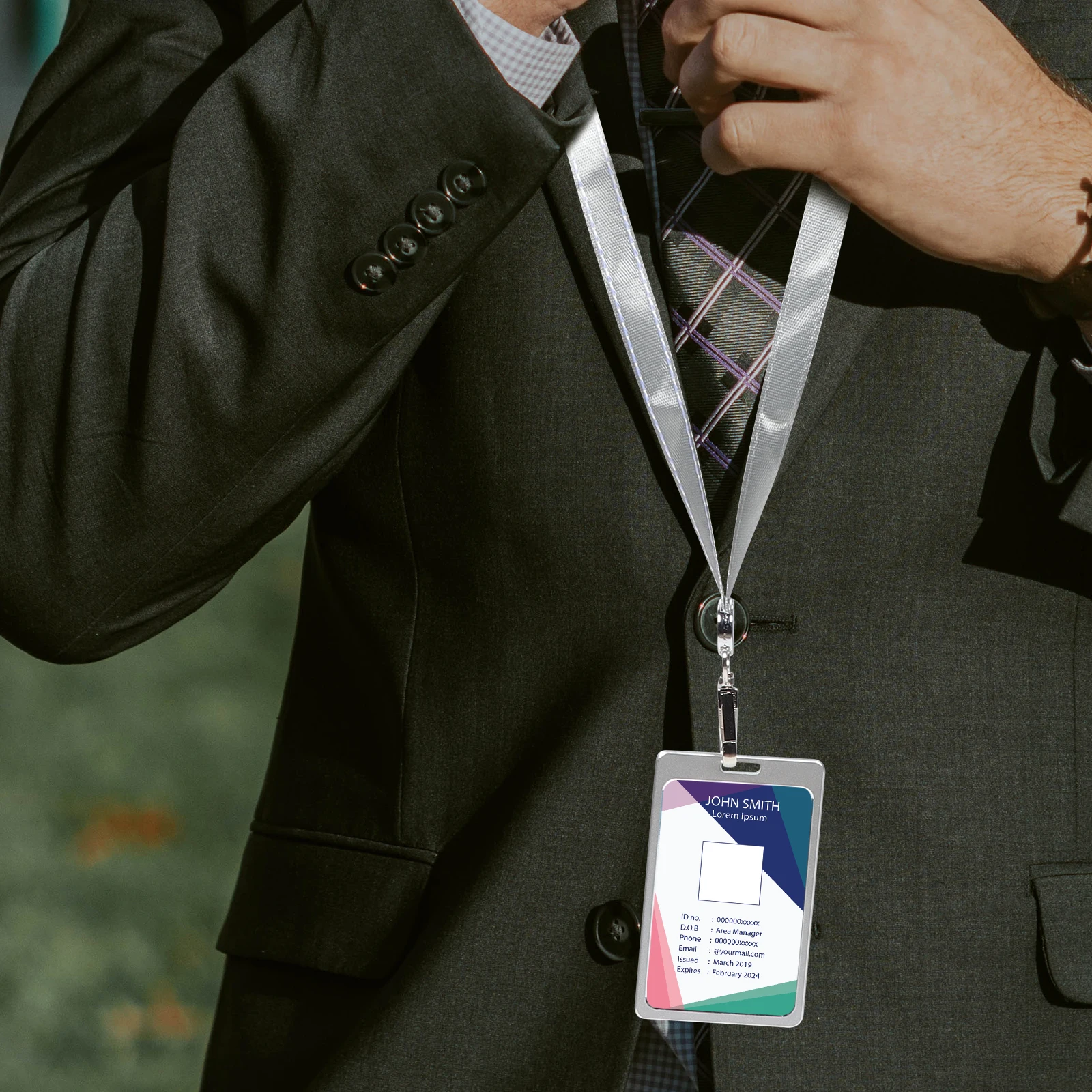 

Aluminum Alloy Metal ID Card Holder Working Protector Sleeve Clear Double Sided Design Anti Scratch Lightweight Storage