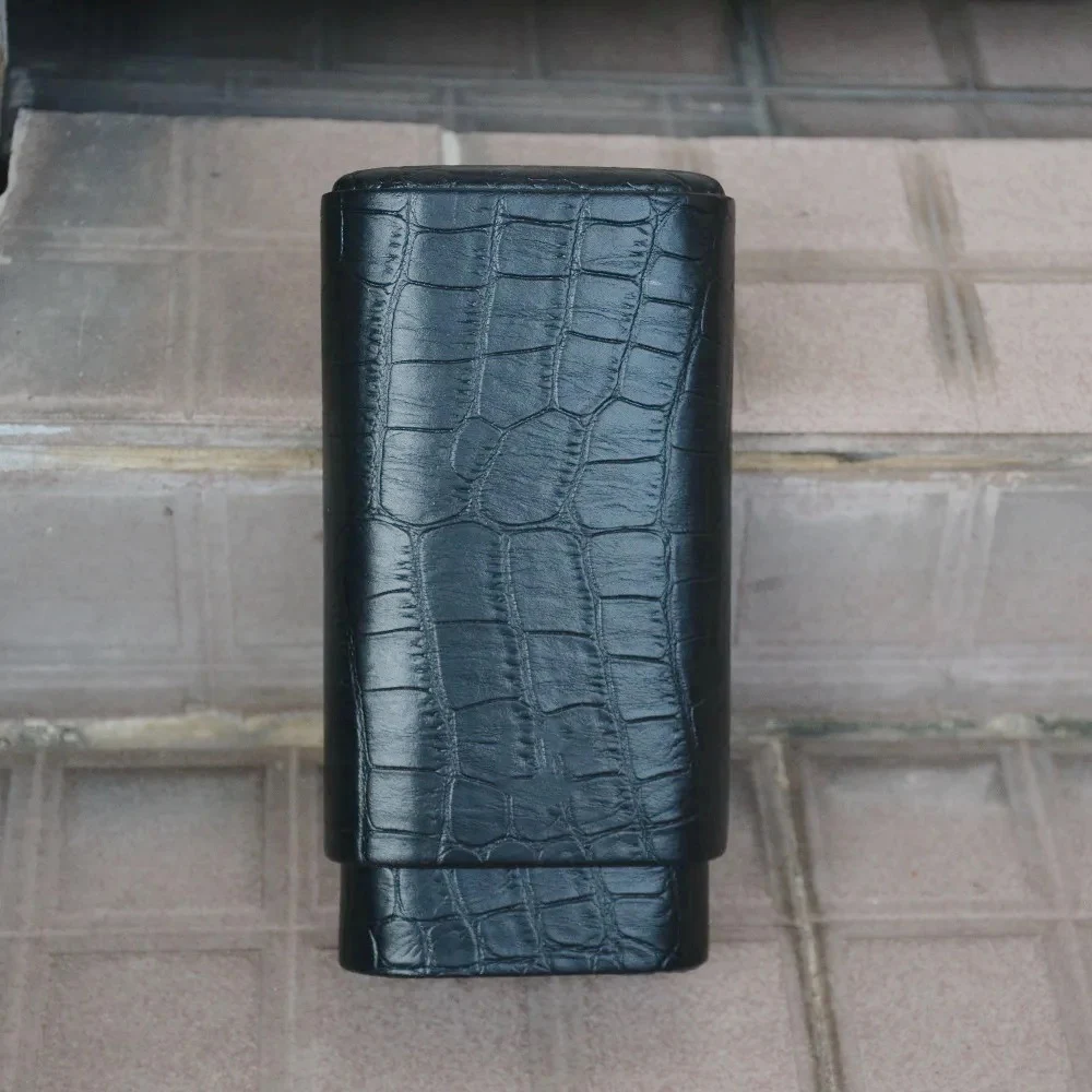 High-end Cigar Accessory Crocodile Pattern Cigar Case Black Leather Cigar Box Travel Men\'s GiftHumidor Cigar holder