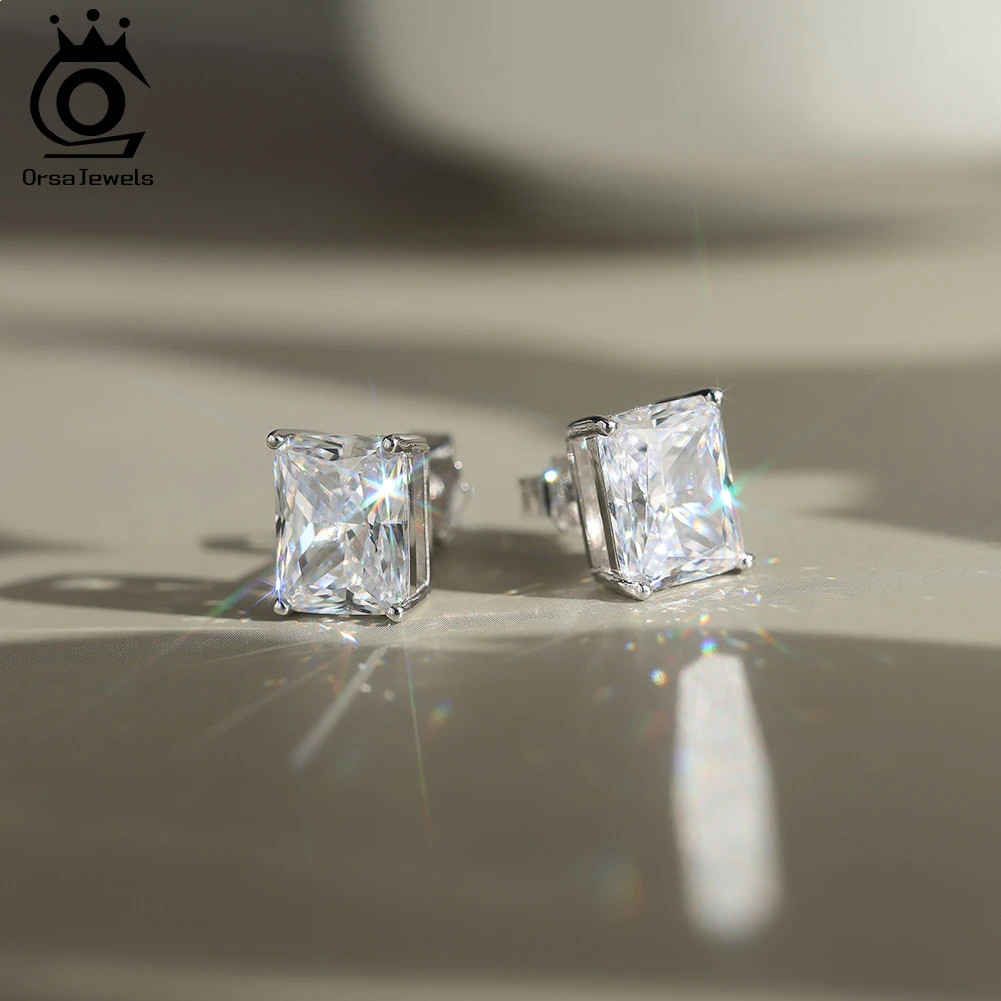 

ORSA JEWELS Real D Color Moissanite Geometric Stud Earrings 925 Sterling Silver Sparkling Diamond Earring Fine Jewelry SMOE06