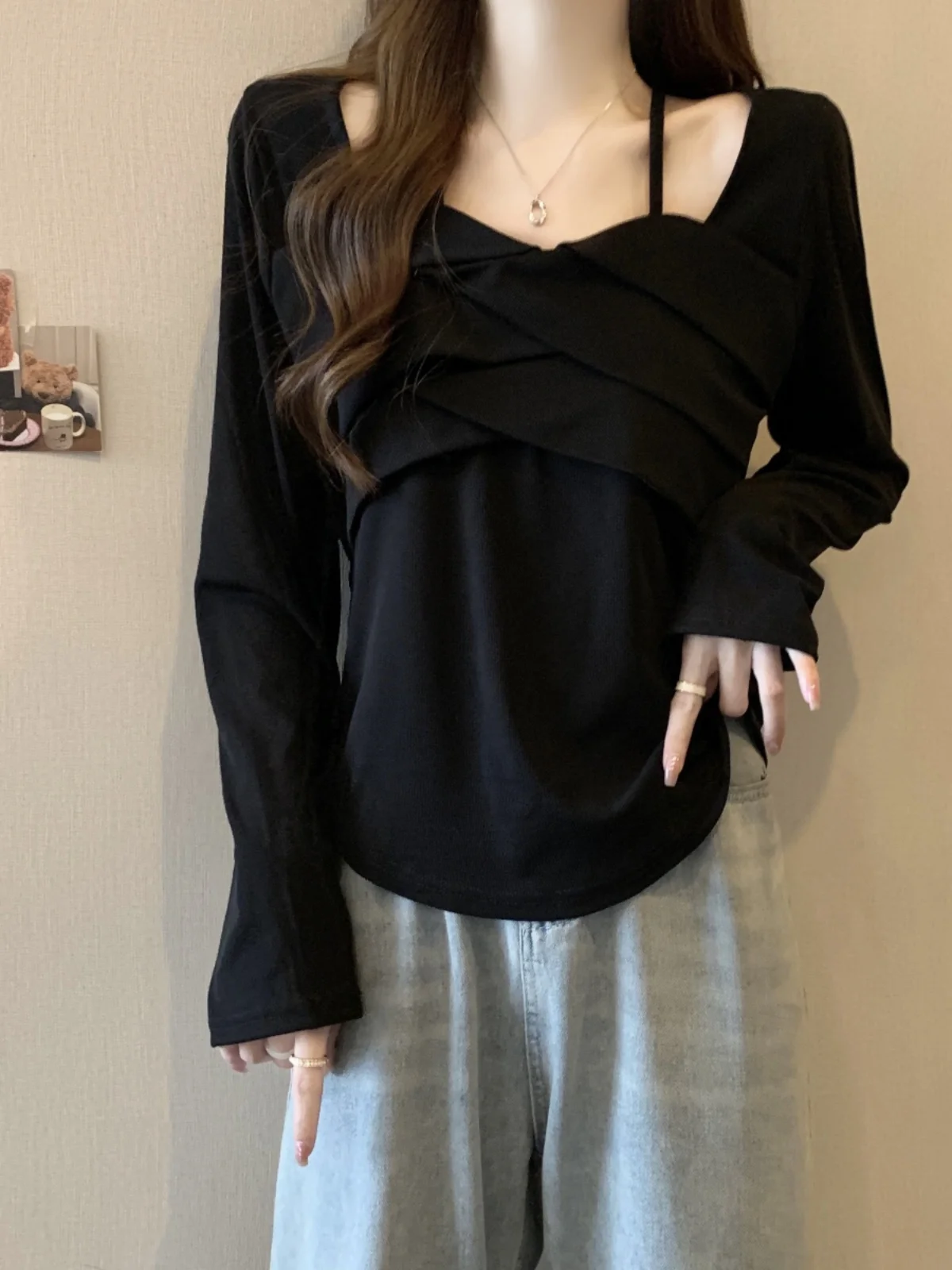 

Женская футболка больших размеров с квадратным вырезом, плиссированная, с длинным рукавом, осенняя, приталенная, уникальный дизайн, прямой крой, без рукавов, приталенная, прямая туба-футляр