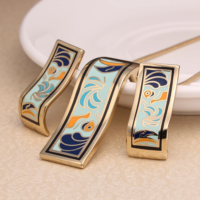Fashion Fashion-forward Enamel Jewelry Set – Rectangular Pendant Necklace & Round Stud Earrings in Multicolor Enamel