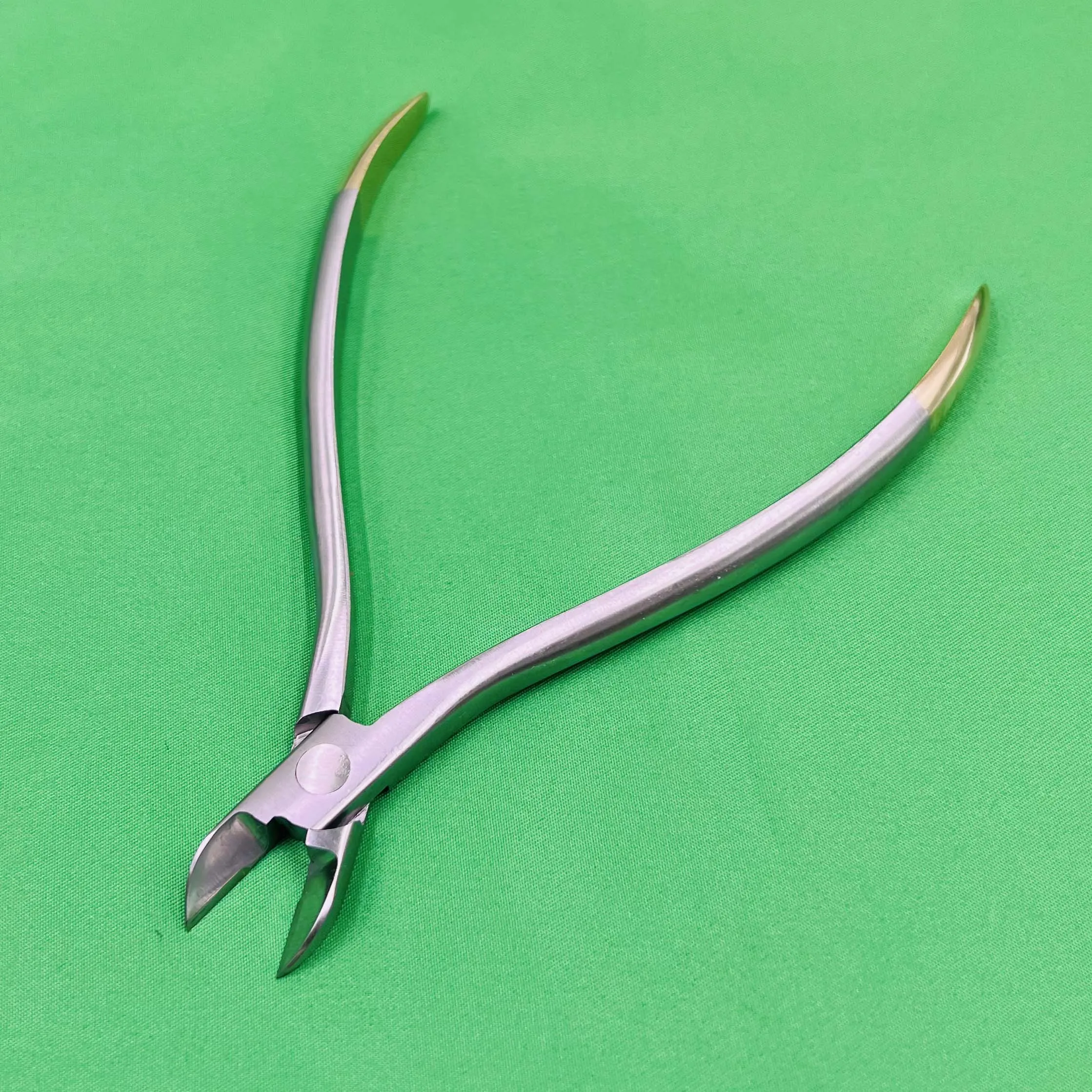 Dental Ligature Cutter Pliers for Orthodontic Ligature Wires and Rubber Bands Dentist Instrument Stainless Steel