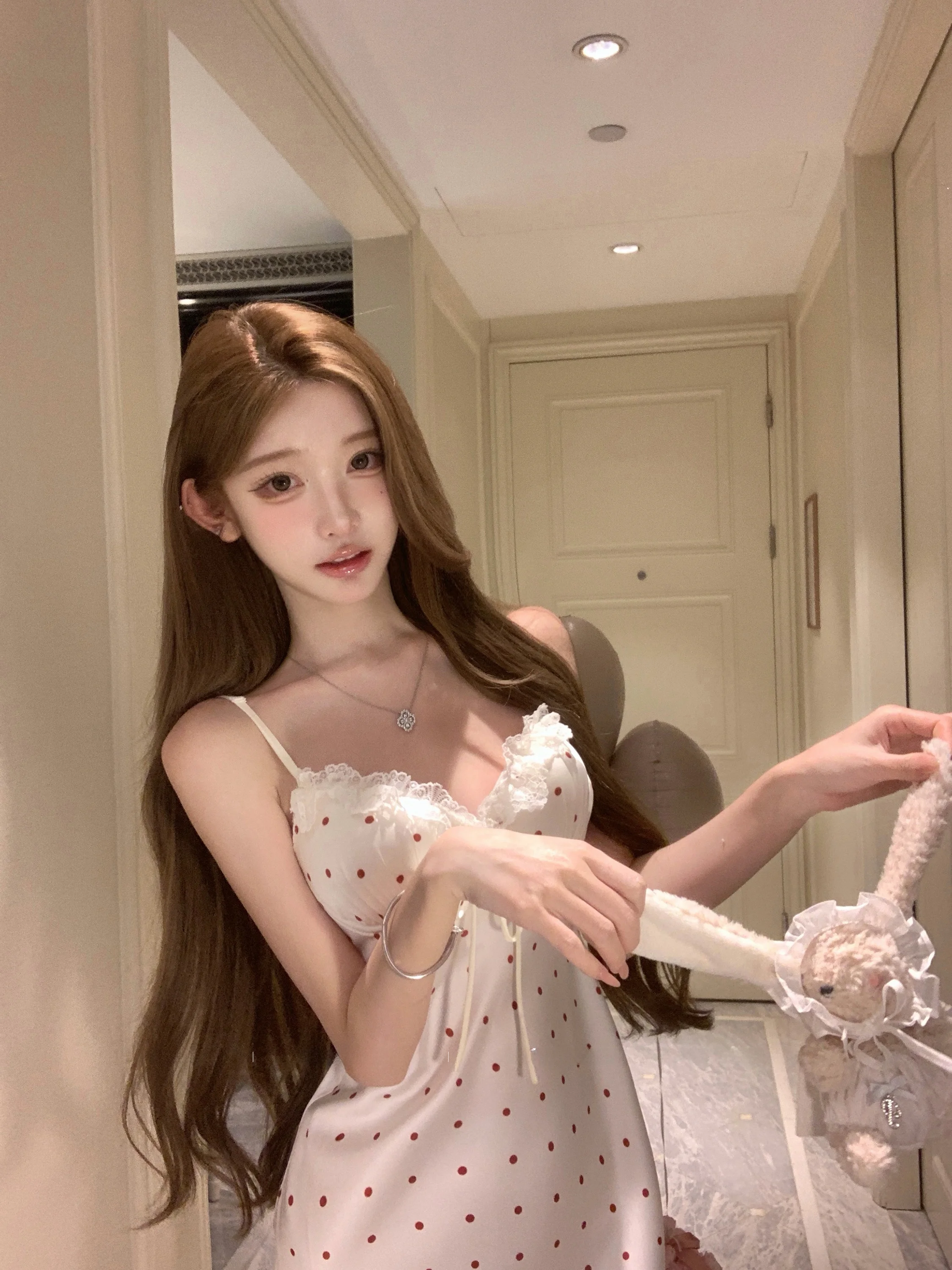 ミウスタイルアイスシルクスリップドレス、レーストリムと胸パッド付き、女の子用サマーポルカドットハートワインピュアデザイアスイートホームウェア