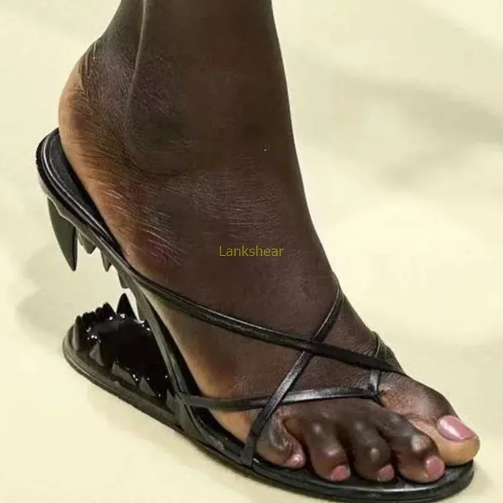 

Strange Style Cross Tied Sandal Slippers Sexy Round Toe Patent Leather Slip On Arrivals Fashion Women Runway Shoes