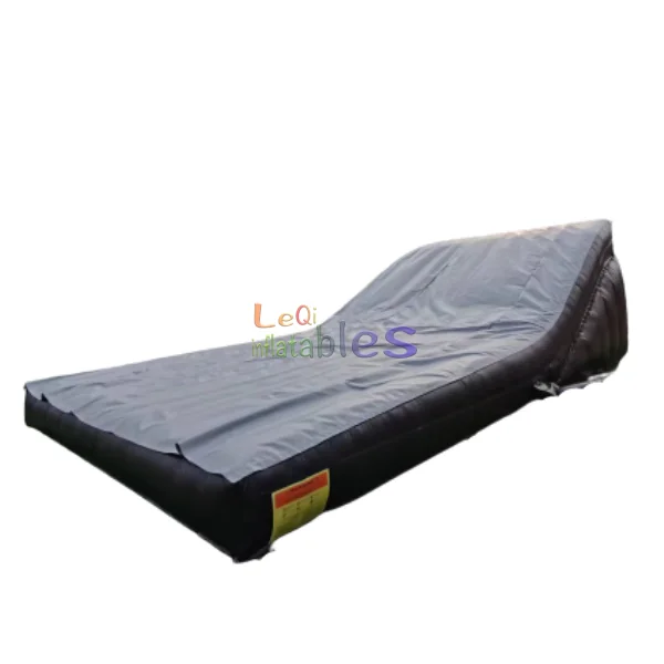 Inflatable Skiing Cushion Freestyle Jumping Stunt Airbag Customize Sport Mat Ski Slopes Mat For Skiing Safety Landing
