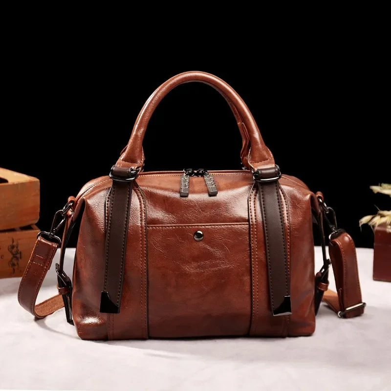 Retro Fashion Handbag Shoulder Leather Crossbody Large Capacity Pillow Women's Bag High Quality image 3