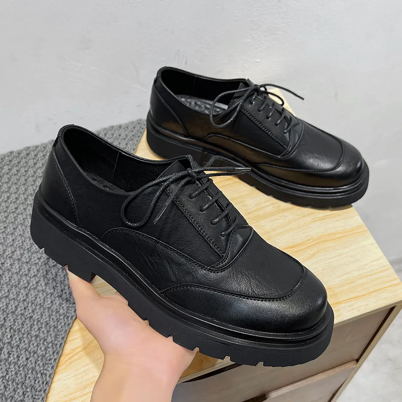 

2022 Spring Autumn British Fashion Casual Men Shoes Black Business Lace-up Breathable Loafers Luxury Shoes Designer Sneakers