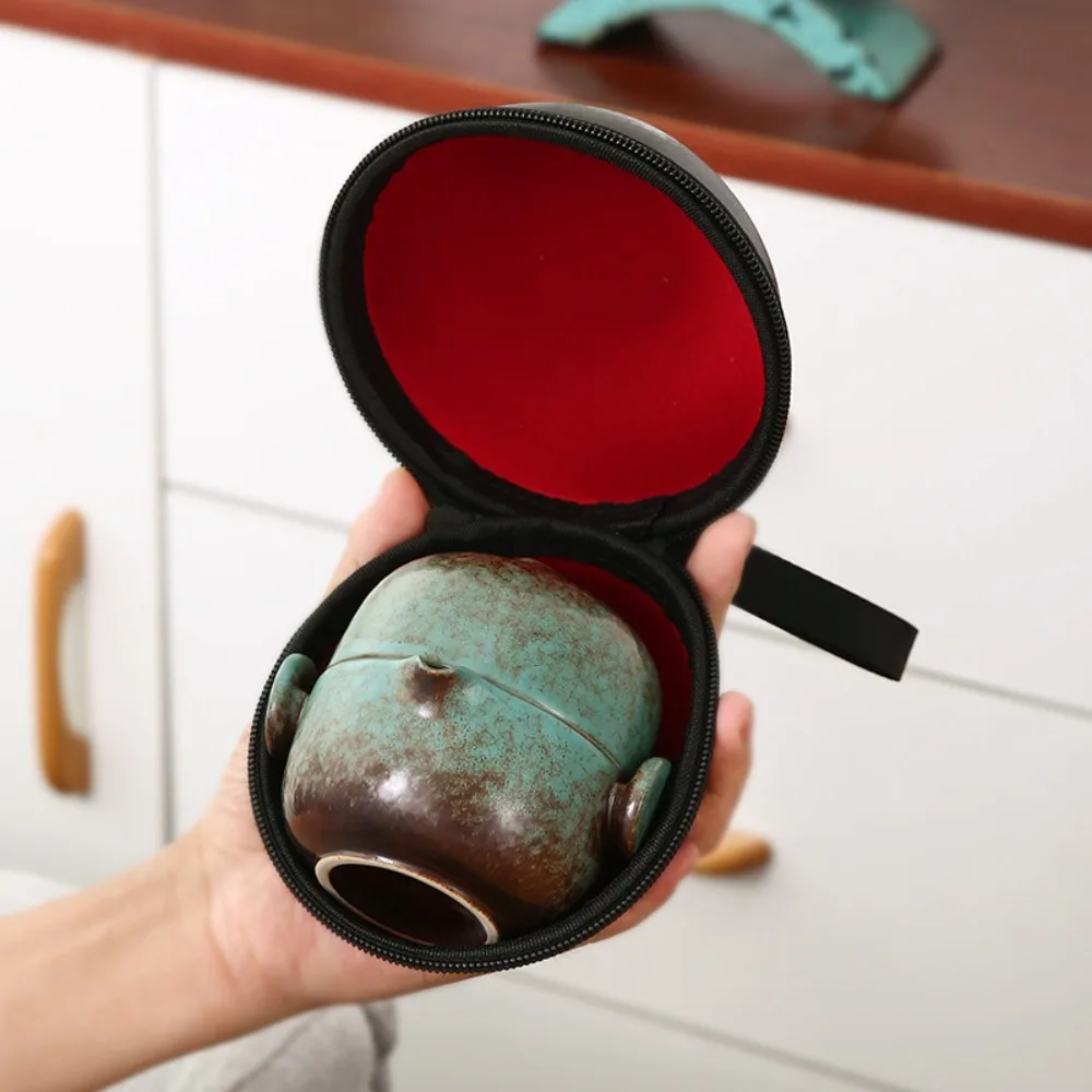 

Creative 2 in 1 Tea Ceremony Teapot Set with Storage Bag Mini Chinese Teapot Set Ceramic Quick Cup Outdoor