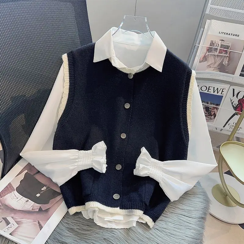 Autumn Winter 2024 New Simplicity Buttons O-neck Sleeveless Sweater Vest Female All-match Sweet Patchwork Pocket Top Tee Coat