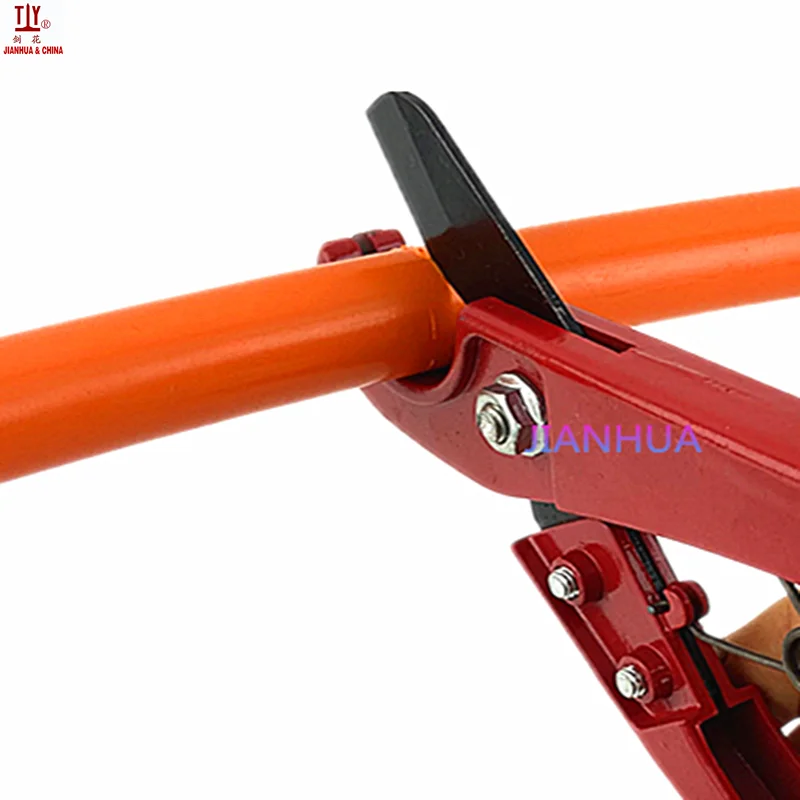 Free Shipping  Hand Plumbing Tools Cutting Up To 25mm Pvc Pipe Cutters Water Pipe Scissors PPR PEX Tube Cutter