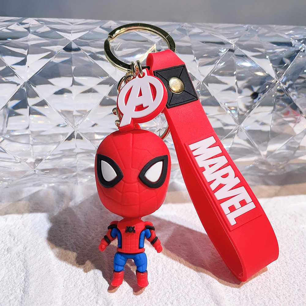 The Marvel Disney Keychain Women Anime Iron Man Hulk Keyring Girl Cartoon Captain America Super Hero Key Chain Kids Student Gift