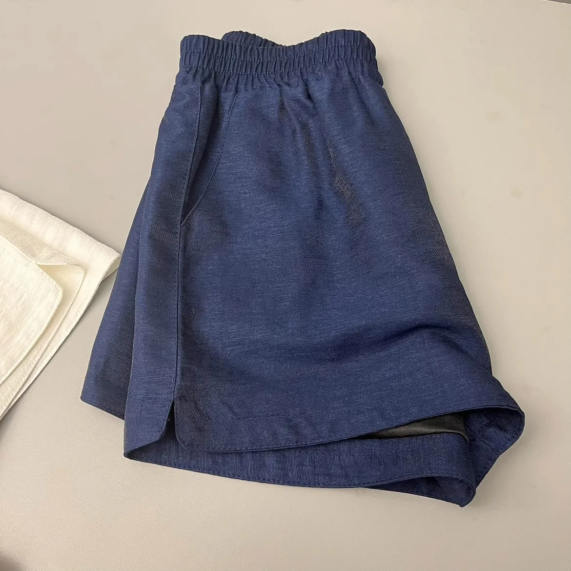 New Summer Women Simple Split Shorts Solid Slim Casual Fashion Loose Solid Color Versatile Female Elastic Waist Hot Pants