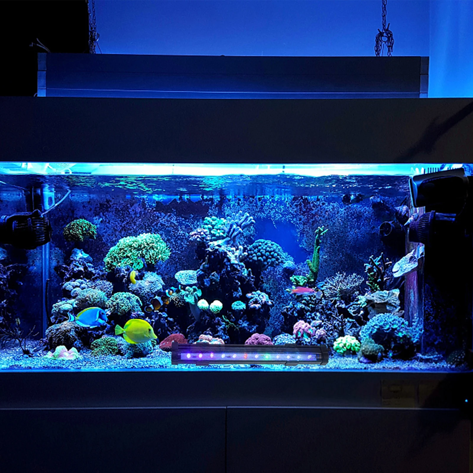 

Color-changing Aquarium Lamp LED Fish Tank Light with Strong Illumination for Plants Growth Remote Control Black