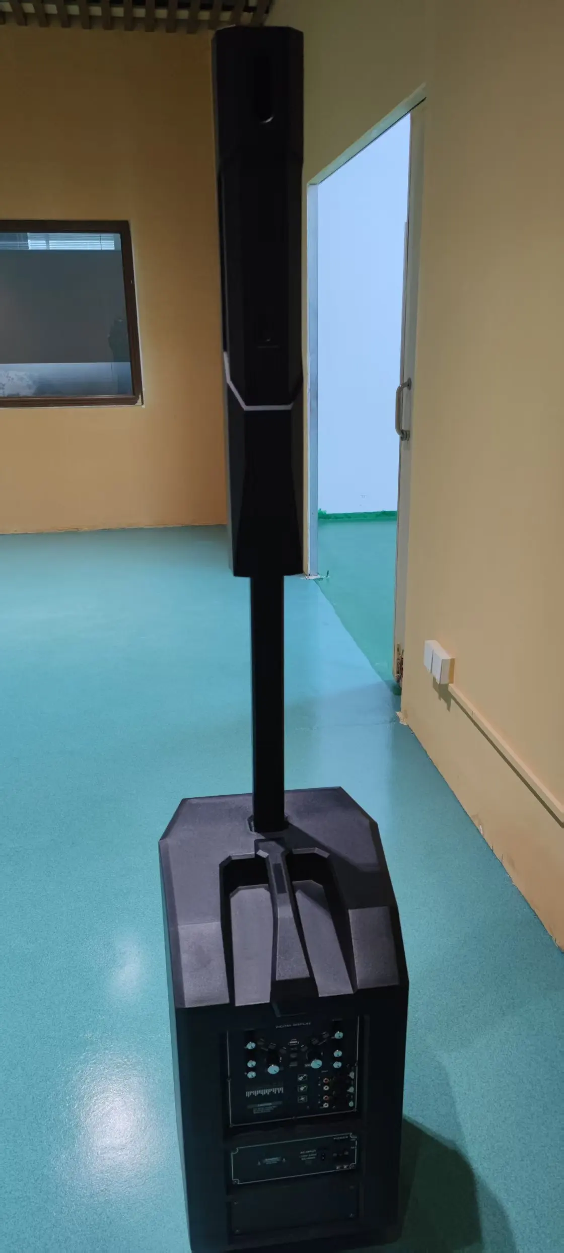 

Portable Durable Active Column Speaker 8ohm Impedance WIFI Connection for Wedding Hall Party Club Wood Plywood Enclosure