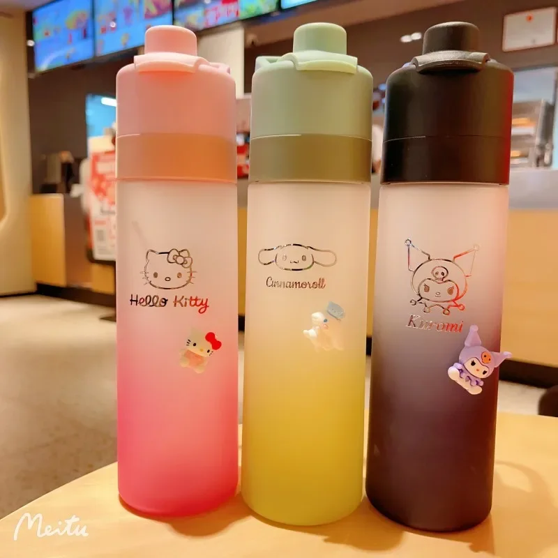 650Ml Sanrio My Melody Kuromi Water Cup Sports Portable Large Capacity Spray Water Bottle Kawaii Pochacco Cartoon Birthday Gift