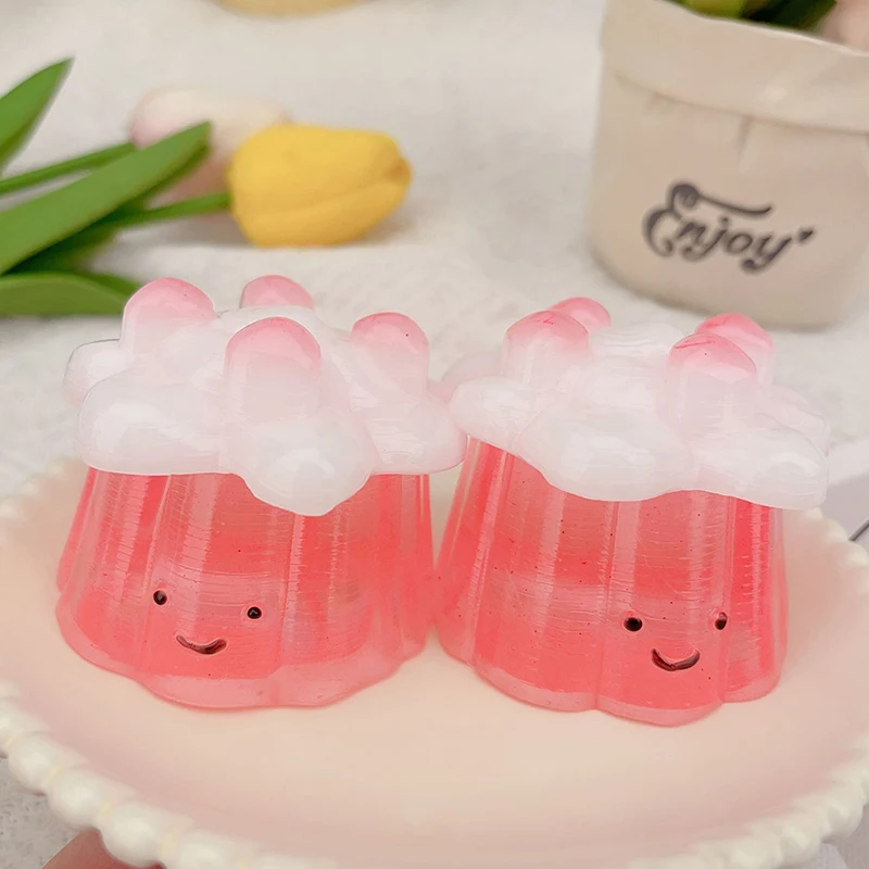 1 Stuks Kawaii Kristallen Pudding Cake Keluli Plakkerig Knijp Speelgoed Zacht Realistisch Gelei Glitter Squishy Stress Reliëf Speelgoed Kinderen Geschenken