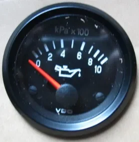 VDO Instrument 24V 5bar Oil Pressure Marine Gauge