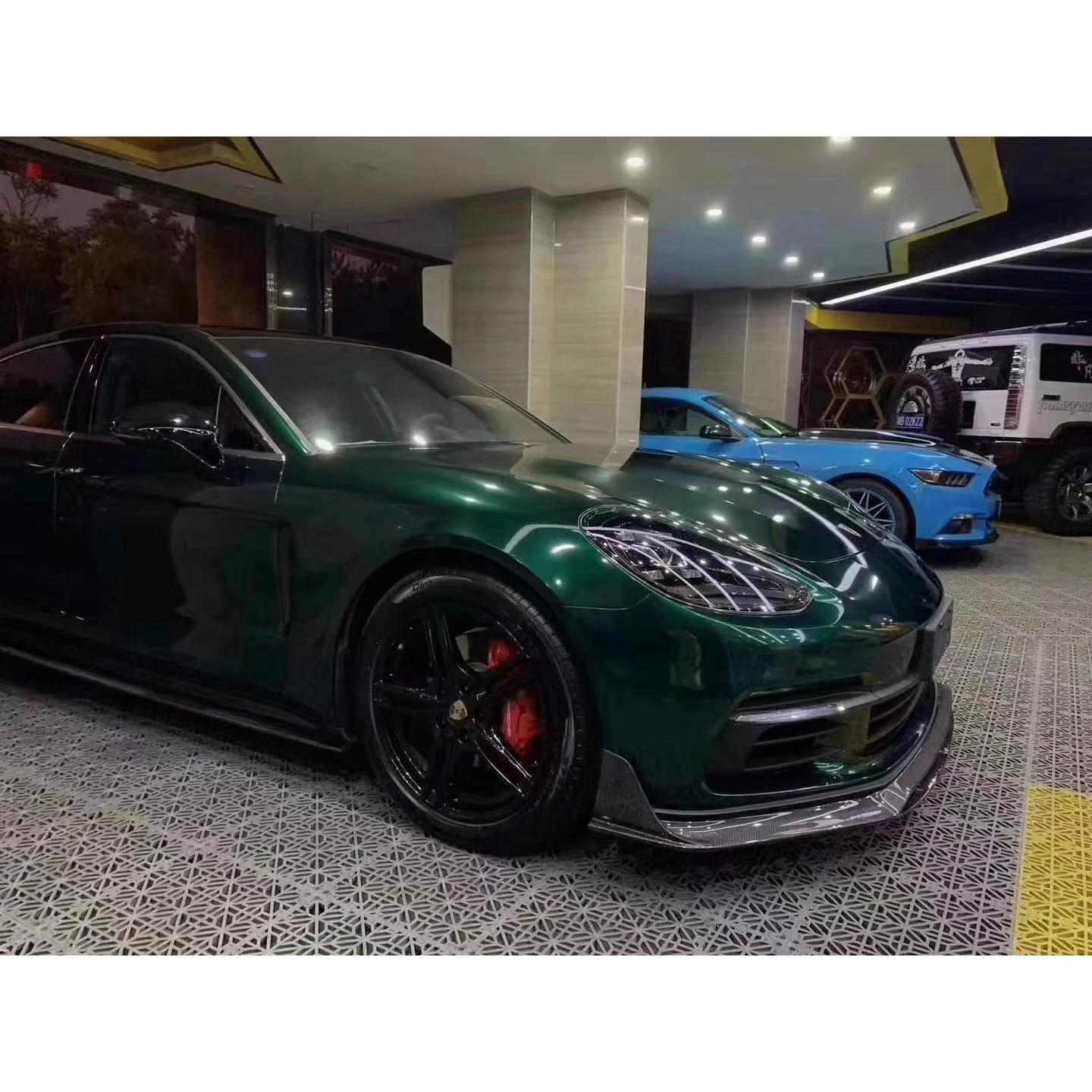 Runde High Quality Car Modification for Porsche Panamera 971 Carbon Fiber Material Body Kit Front Rear Lip Side Skirt Auto Parts