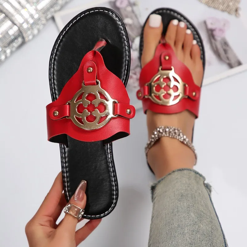 Women's Flip-flops Summer New Flat Metal Decorative Flip-flops Casual Fashion Lightweight Non-slip Soft Sole Slippers