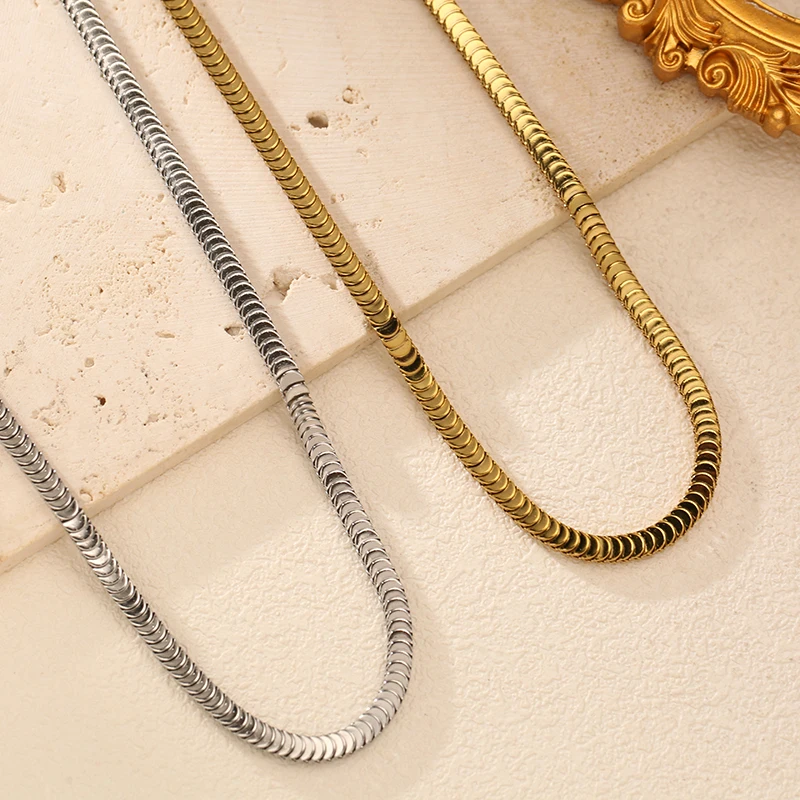 EILIECK Modisches Silberfarbenes Flachketten-Set aus Edelstahl, Halskette und Armband, Hochwertiger Schmuck mit Metalltextur – Detail 11